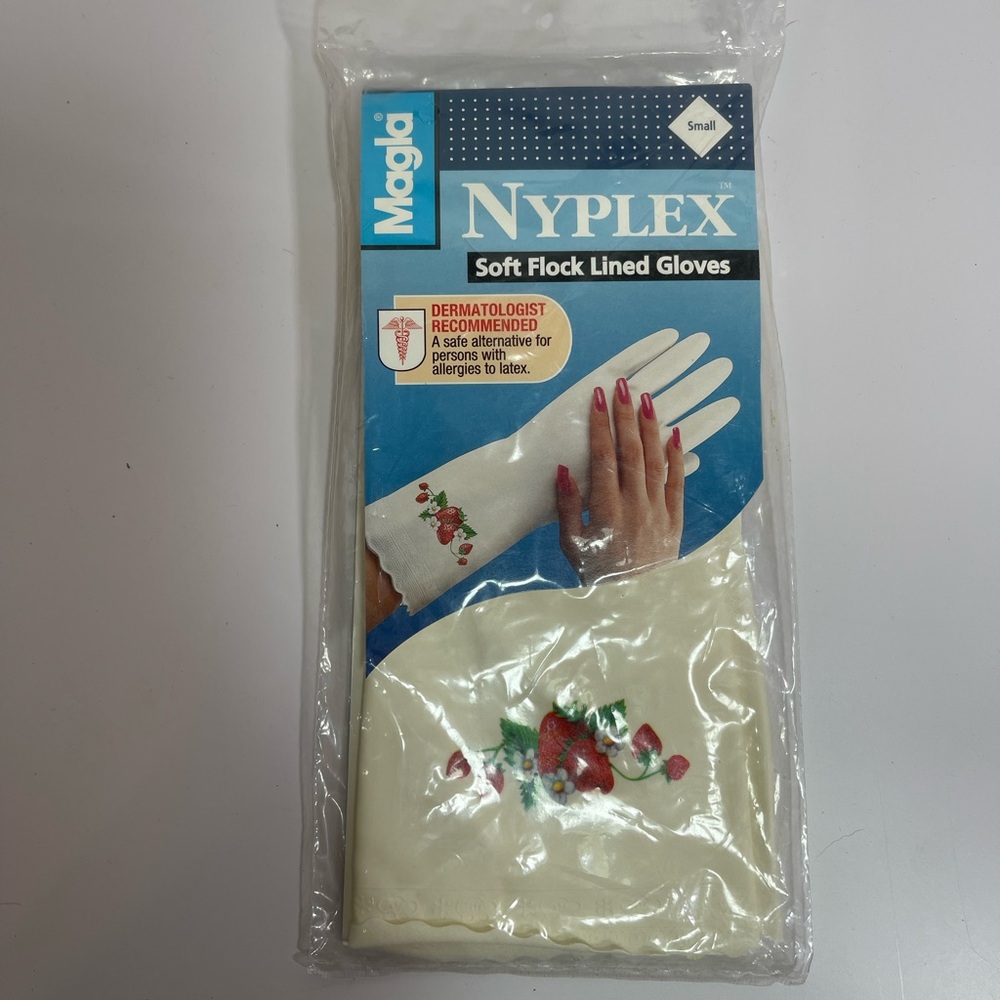 Vintage 1998 Magla Nyplex Soft Flock Lined Rubber Gloves Strawberry Small New